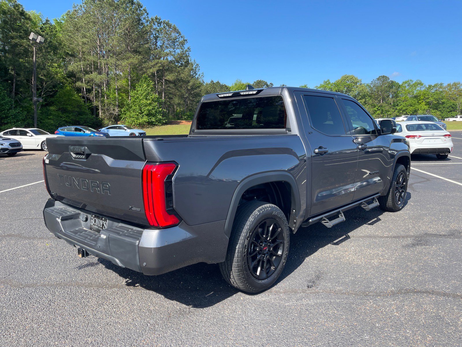 Used 2025 Toyota Tundra SR5 w/ SR5 Premium Package image 17