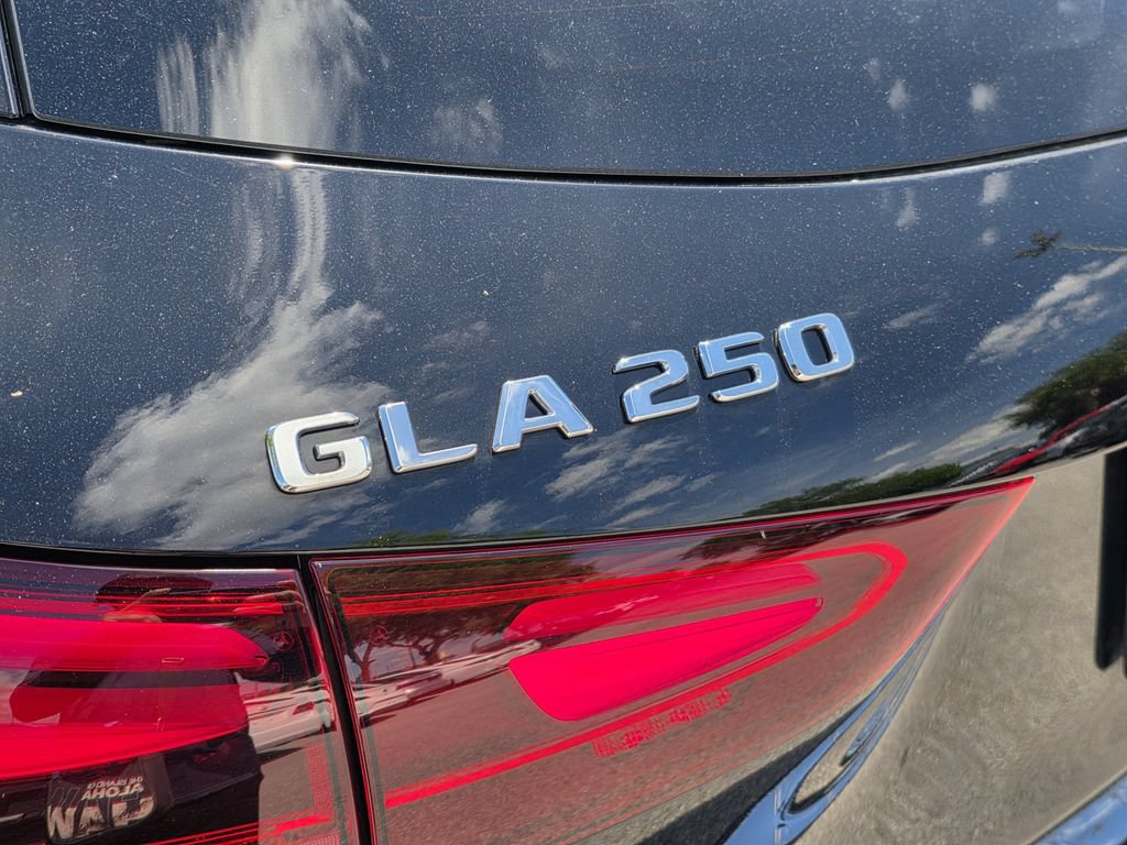 Used 2025 Mercedes-Benz GLA 250 image 8