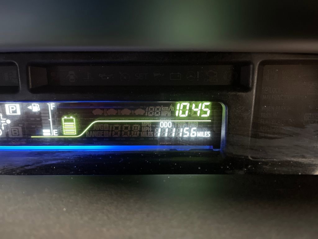 Used 2014 Toyota Prius V Two image 22