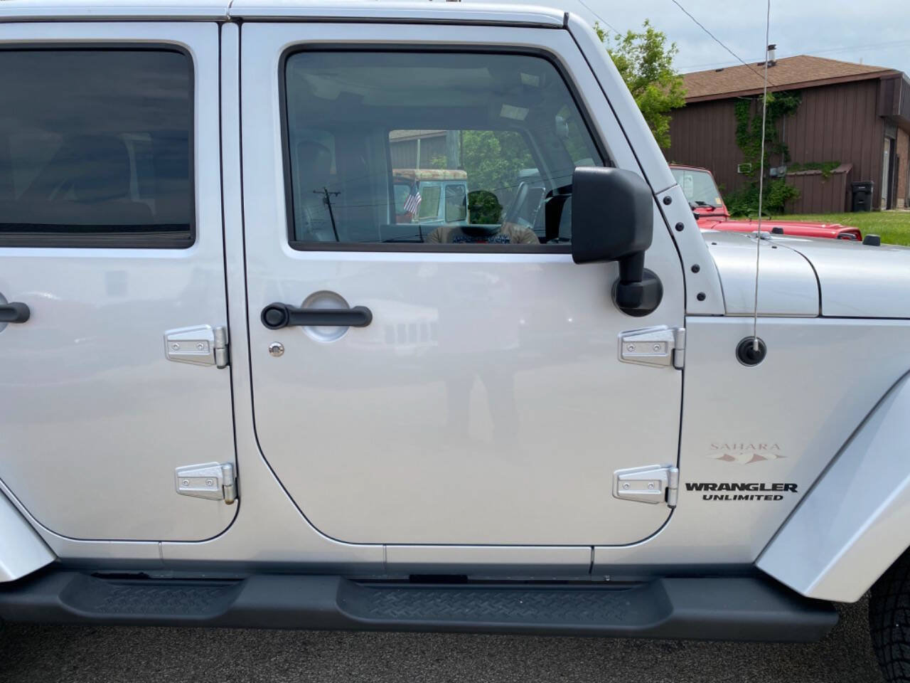 Used 2012 Jeep Wrangler Unlimited Sahara w/ Dual Top Group AWD/4WD image 59