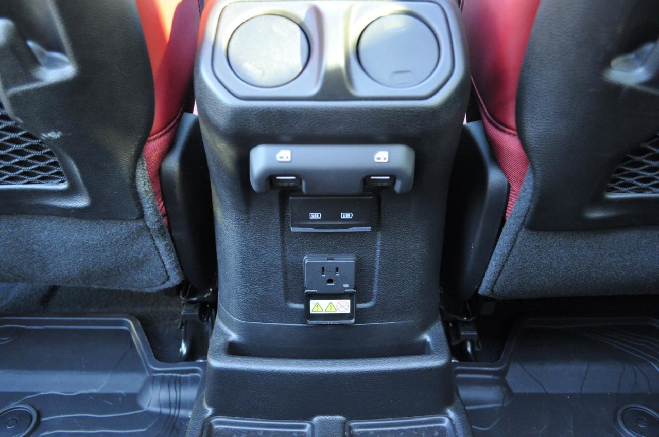 Used 2024 Jeep Wrangler Unlimited Rubicon 392 image 27