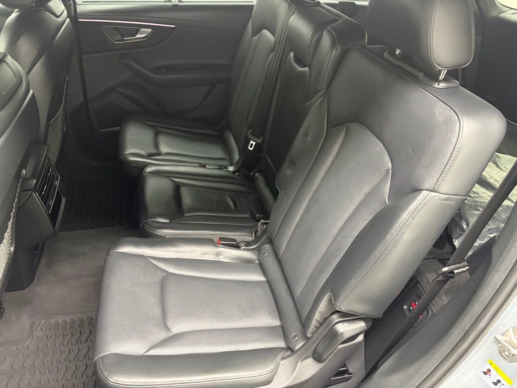 Used 2023 Audi Q7 3.0T Prestige w/ Prestige Package image 33