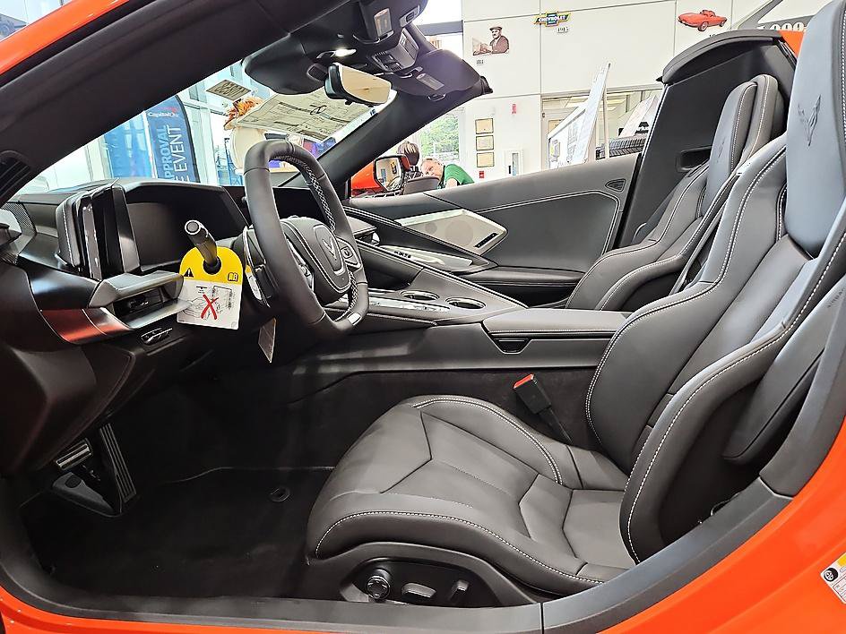 New 2027 Chevrolet Corvette Z06 RWD image 9