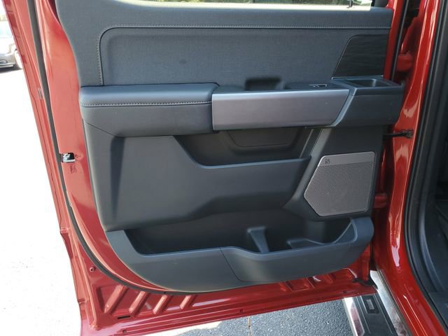 Used 2025 Ford F150 Lariat w/ Equipment Group 502A High image 12