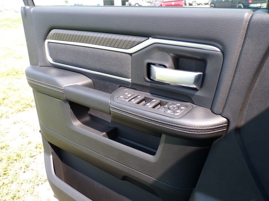 New 2026 RAM 2500 Big Horn AWD/4WD image 25
