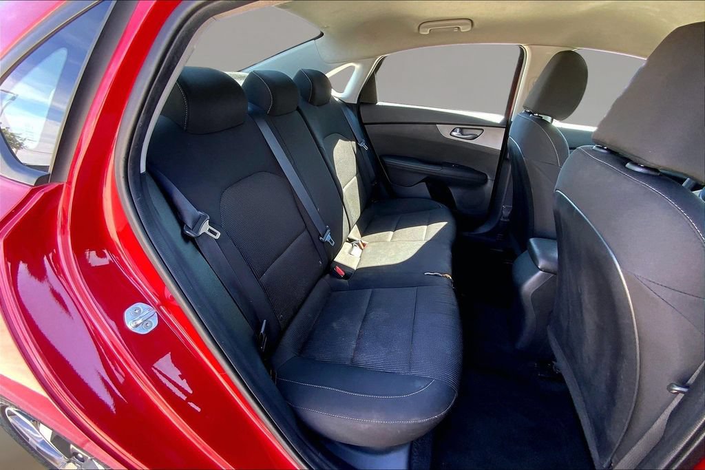 Used 2020 Kia Forte LXS FWD image 25