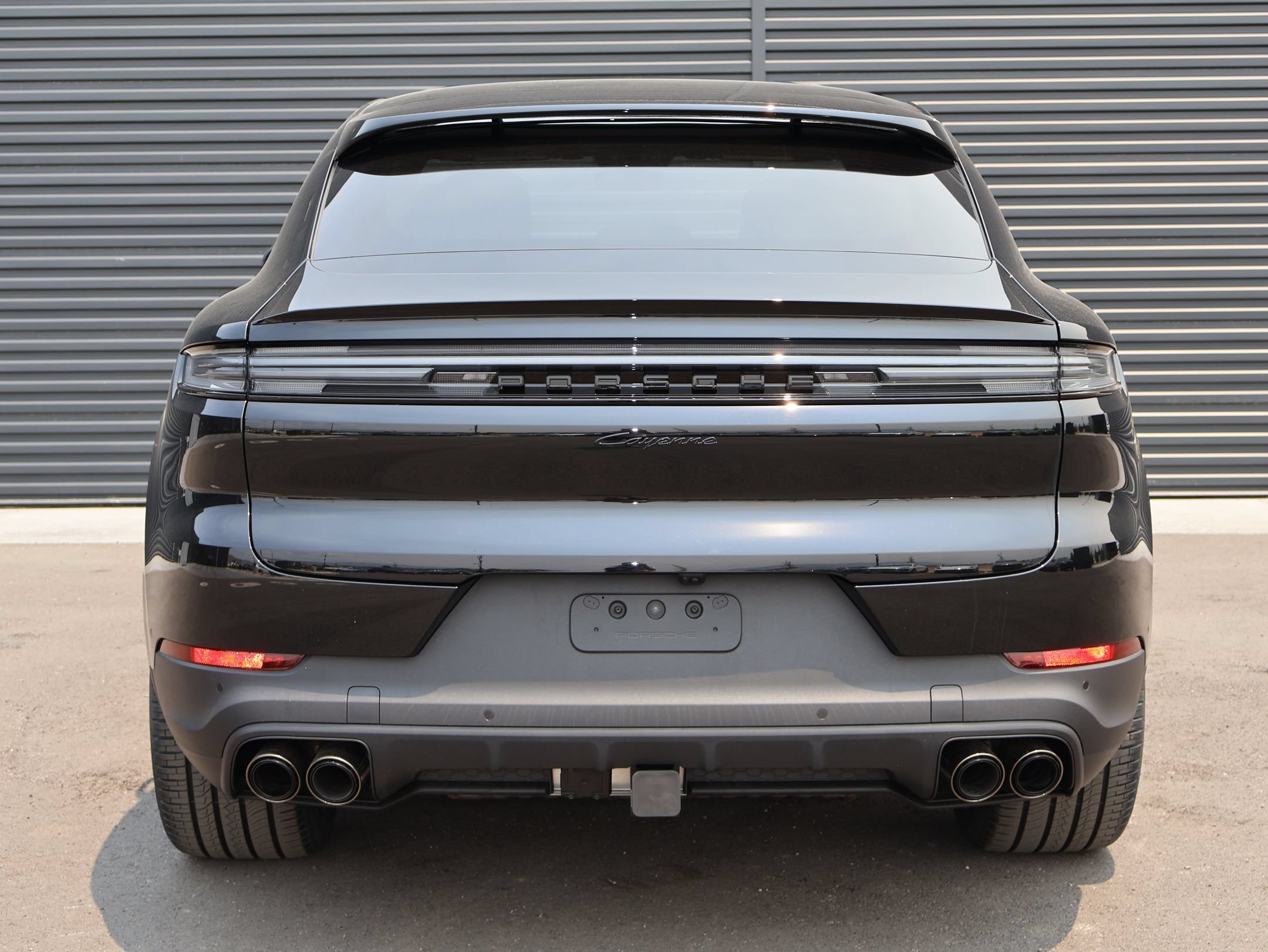 New 2026 Porsche Cayenne Coupe AWD/4WD image 8