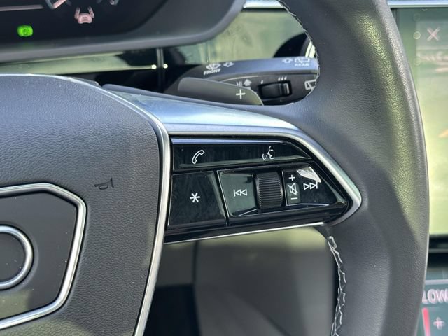 Used 2024 Audi Q8 e-tron Prestige w/ Prestige Package AWD/4WD image 27