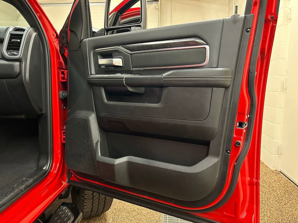 Used 2024 RAM 2500 Big Horn w/ Night Edition AWD/4WD image 16