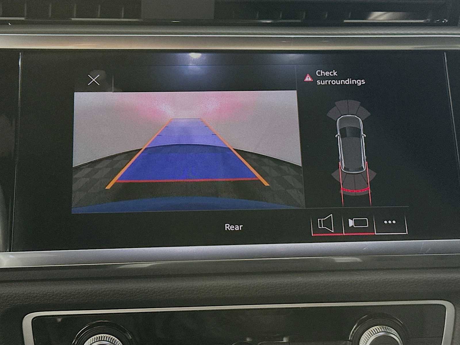 Certified 2022 Audi Q3 2.0T Premium w/ Convenience Package image 14