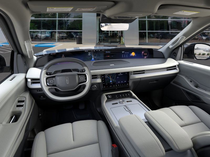 New 2026 Lincoln Navigator Reserve image 9