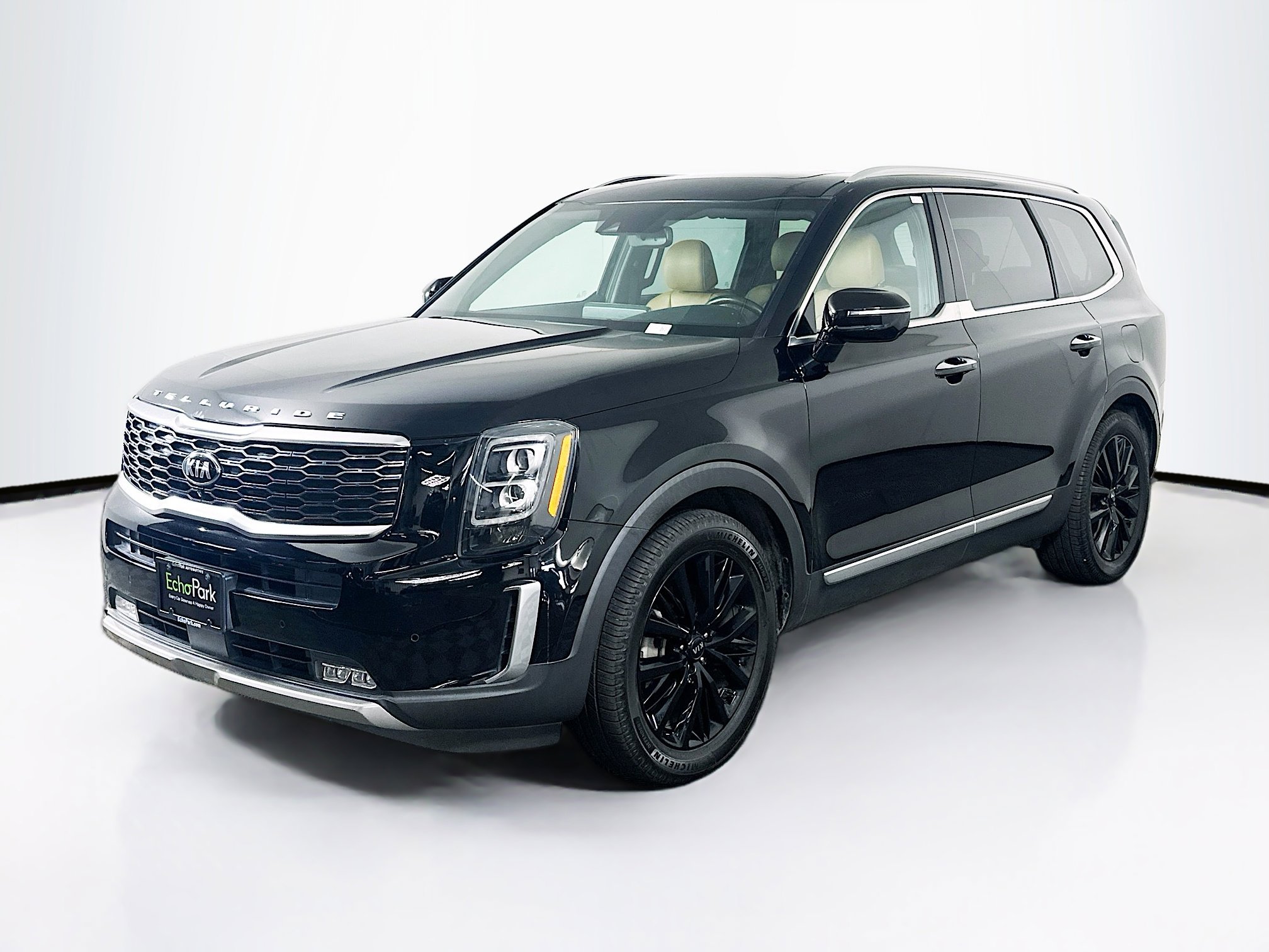 Used 2020 Kia Telluride SX w/ Towing Package image 3