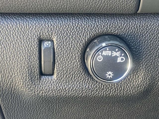 Used 2022 Chevrolet Colorado LT image 28