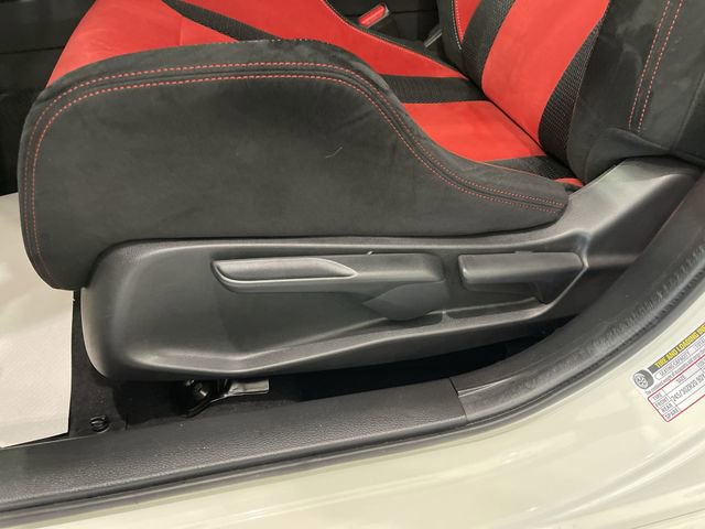 Used 2017 Honda Civic Type R image 4