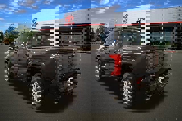 New 2025 Toyota Tacoma SR5 image 3