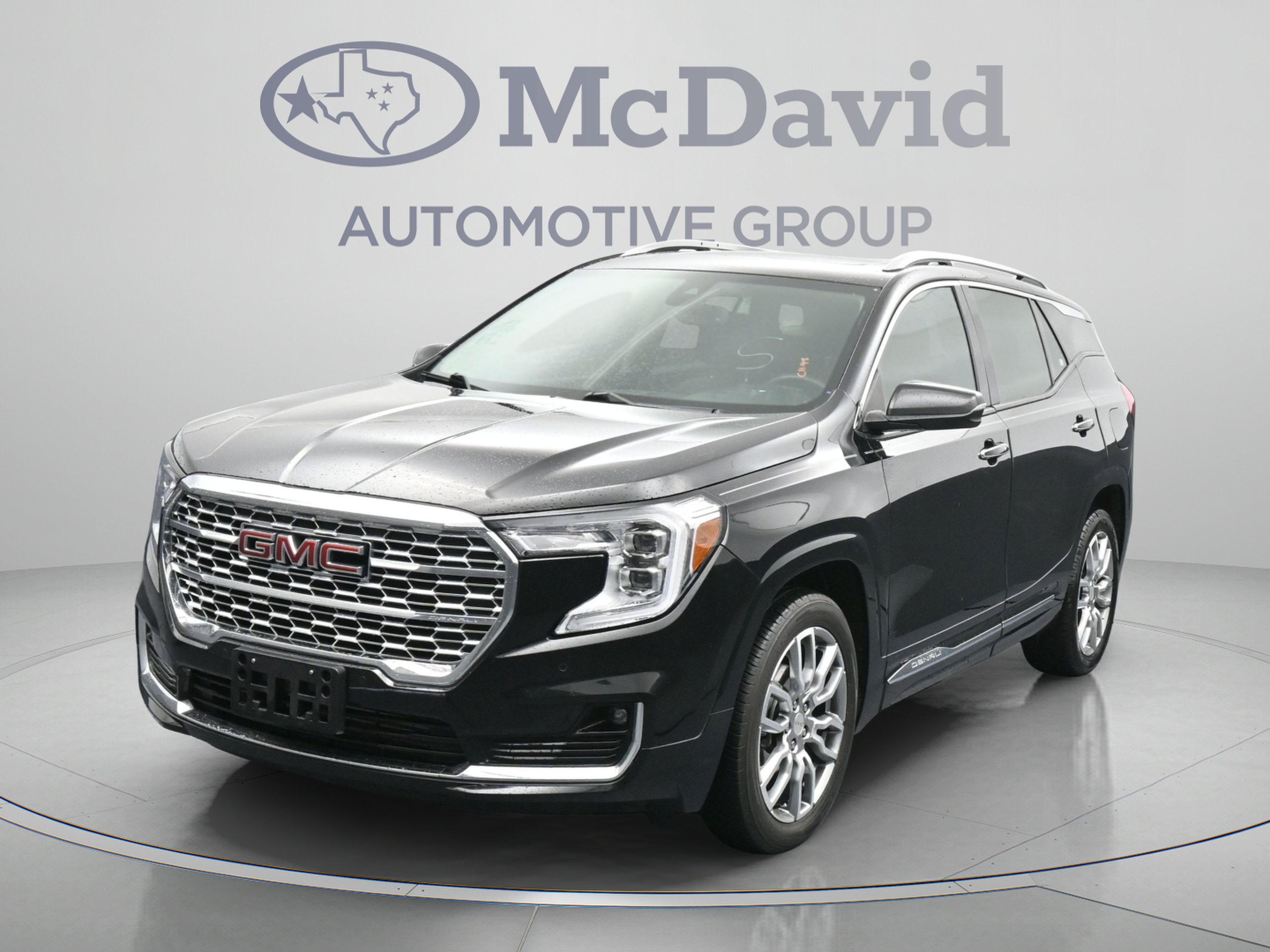 Used 2022 GMC Terrain Denali w/ LPO, Cargo Package AWD/4WD image 4