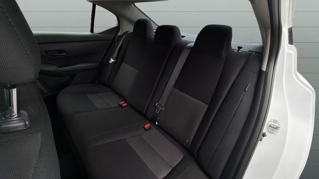 Used 2025 Nissan Sentra SV image 22