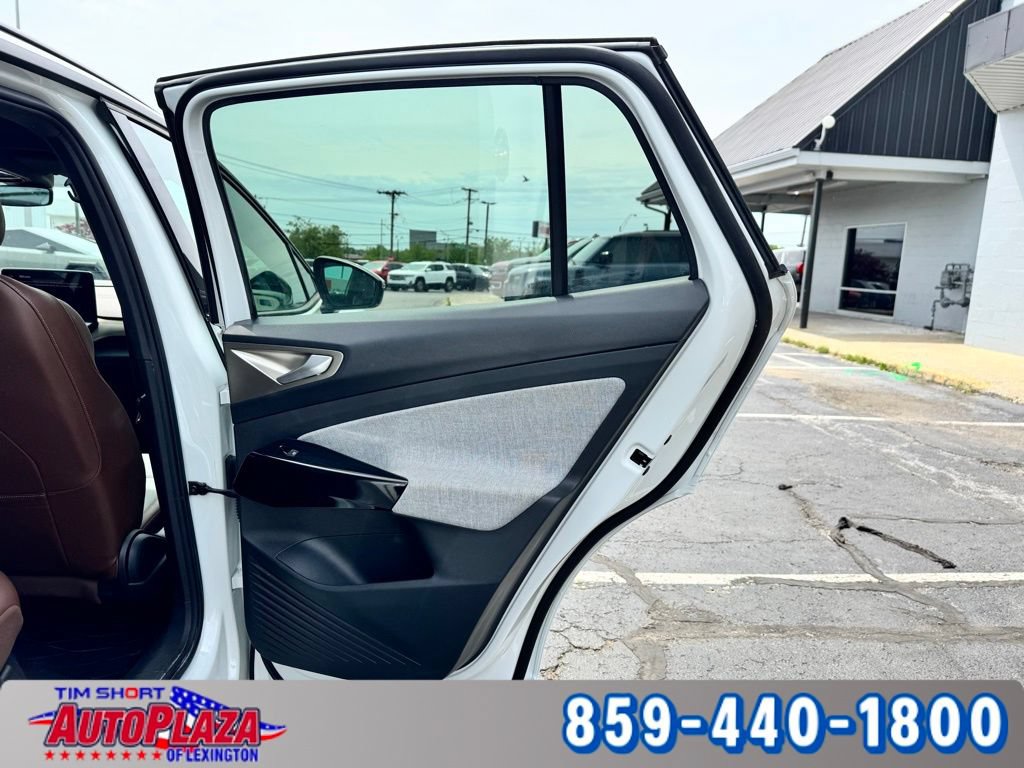 Used 2023 Volkswagen ID.4 Pro RWD image 50