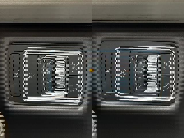 Used 2021 Lincoln Aviator Reserve w/ Elements Package Plus image 24