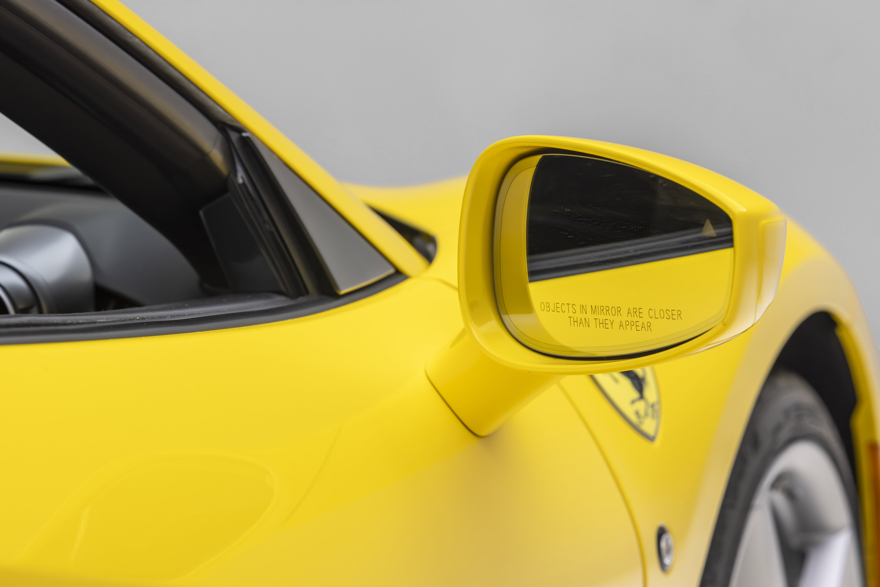 Certified 2022 Ferrari F8 Tributo RWD image 25