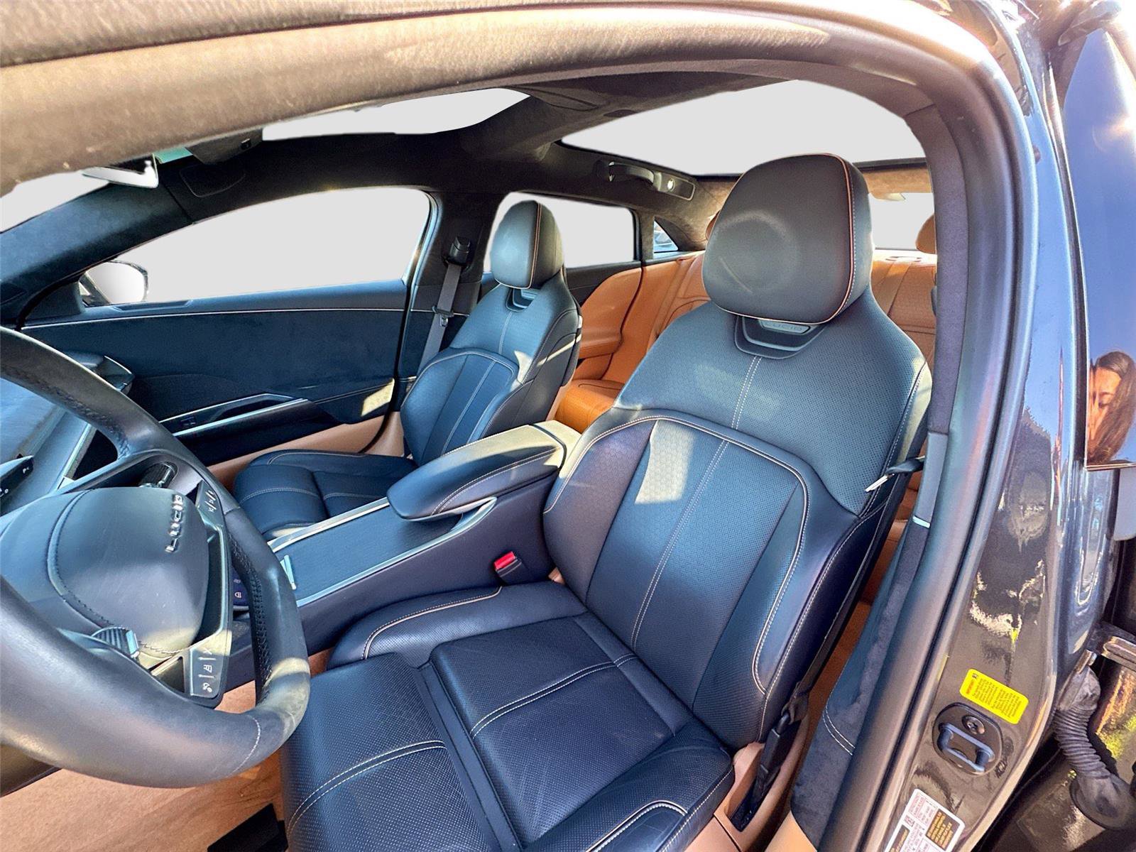 Used 2023 Lucid Air Grand Touring image 8