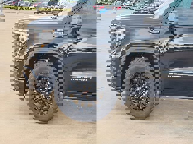 New 2026 GMC Sierra 1500 Pro w/ Graphite Edition image 17