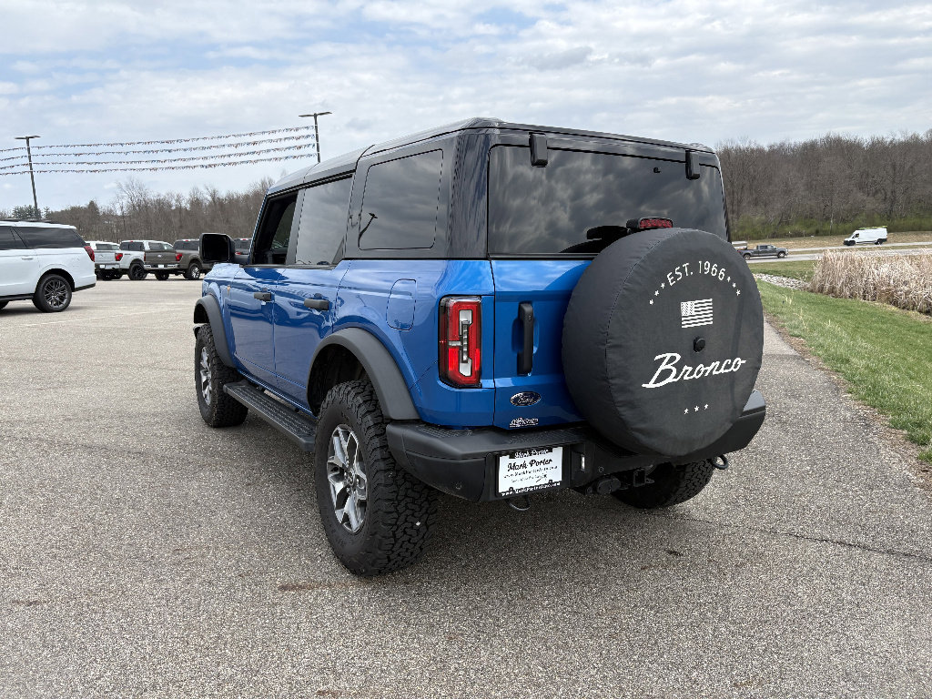 Used 2025 Ford Bronco Badlands AWD/4WD image 3