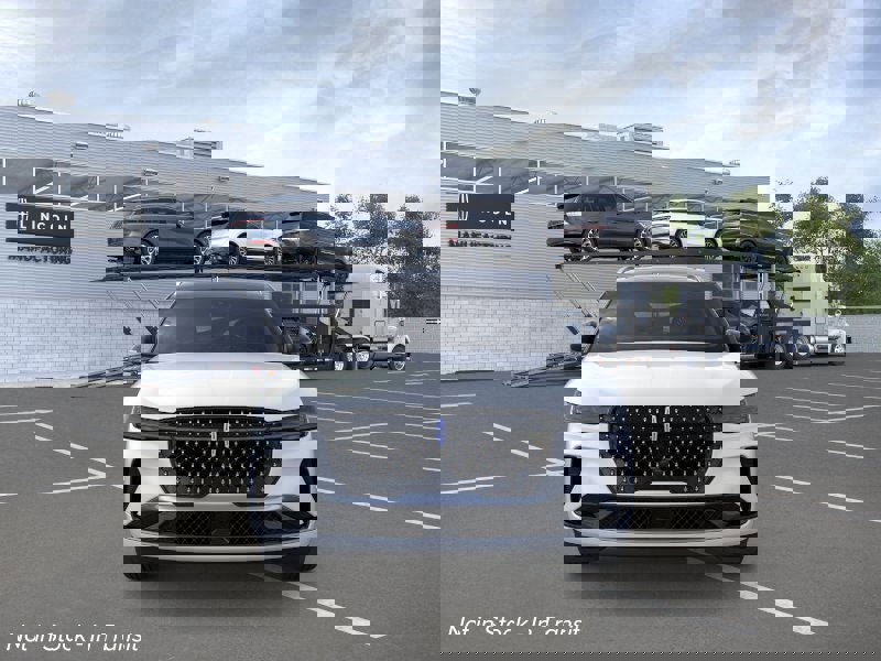 New 2026 Lincoln Nautilus Reserve image 6