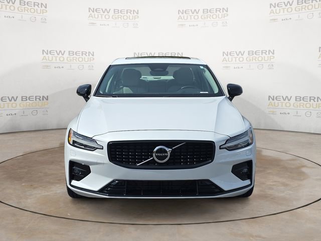 Certified 2024 Volvo S60 B5 Core w/ Climate Package image 8