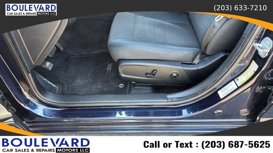 Used 2011 Dodge Charger R/T w/ Driver Confidence Group AWD/4WD image 26