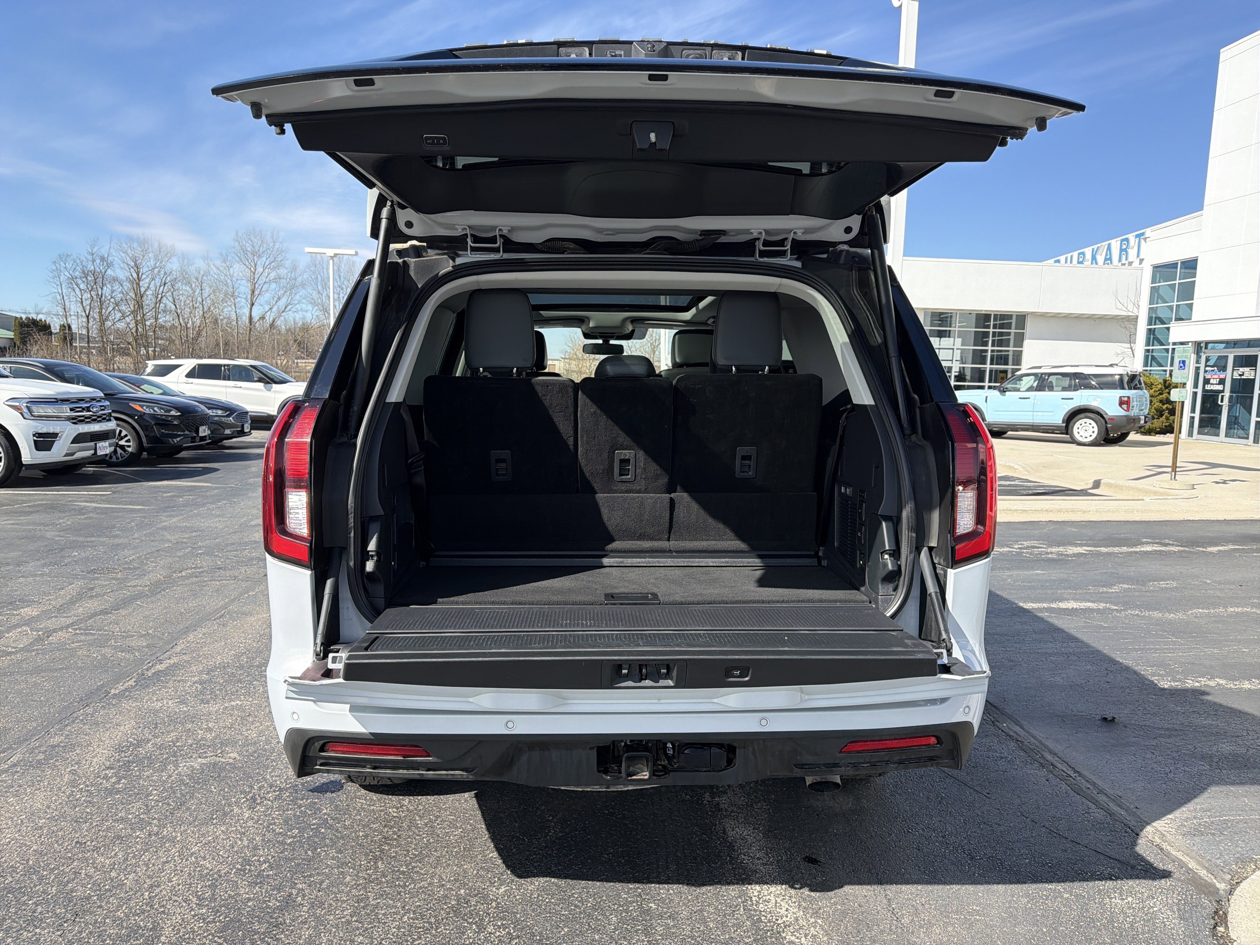 Certified 2025 Ford Expedition Active AWD/4WD image 14