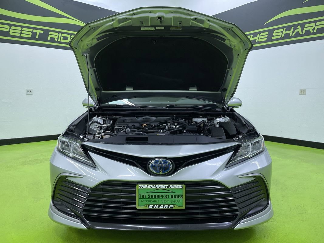 Used 2022 Toyota Camry LE image 4