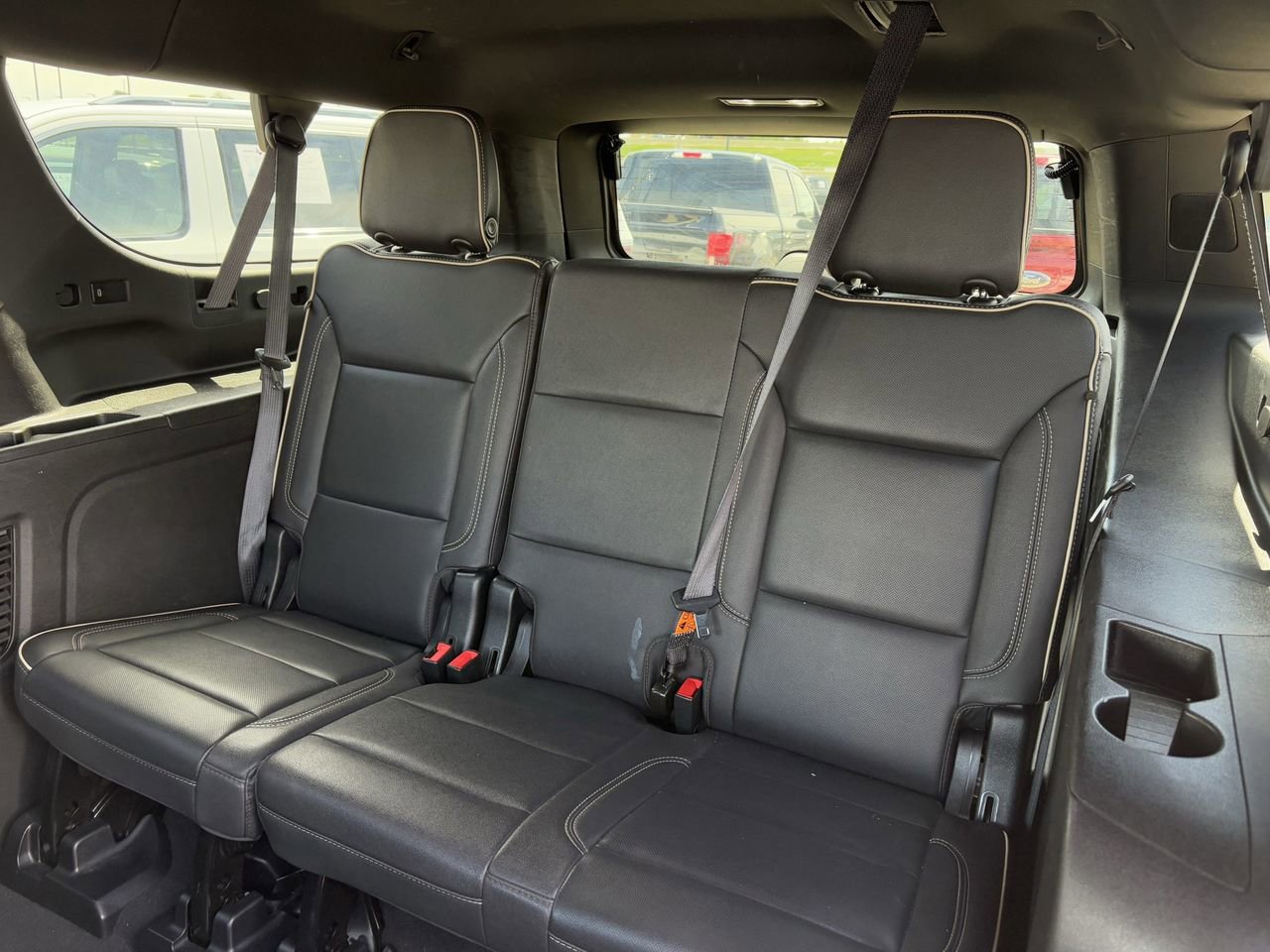 Used 2023 Chevrolet Suburban Premier image 30