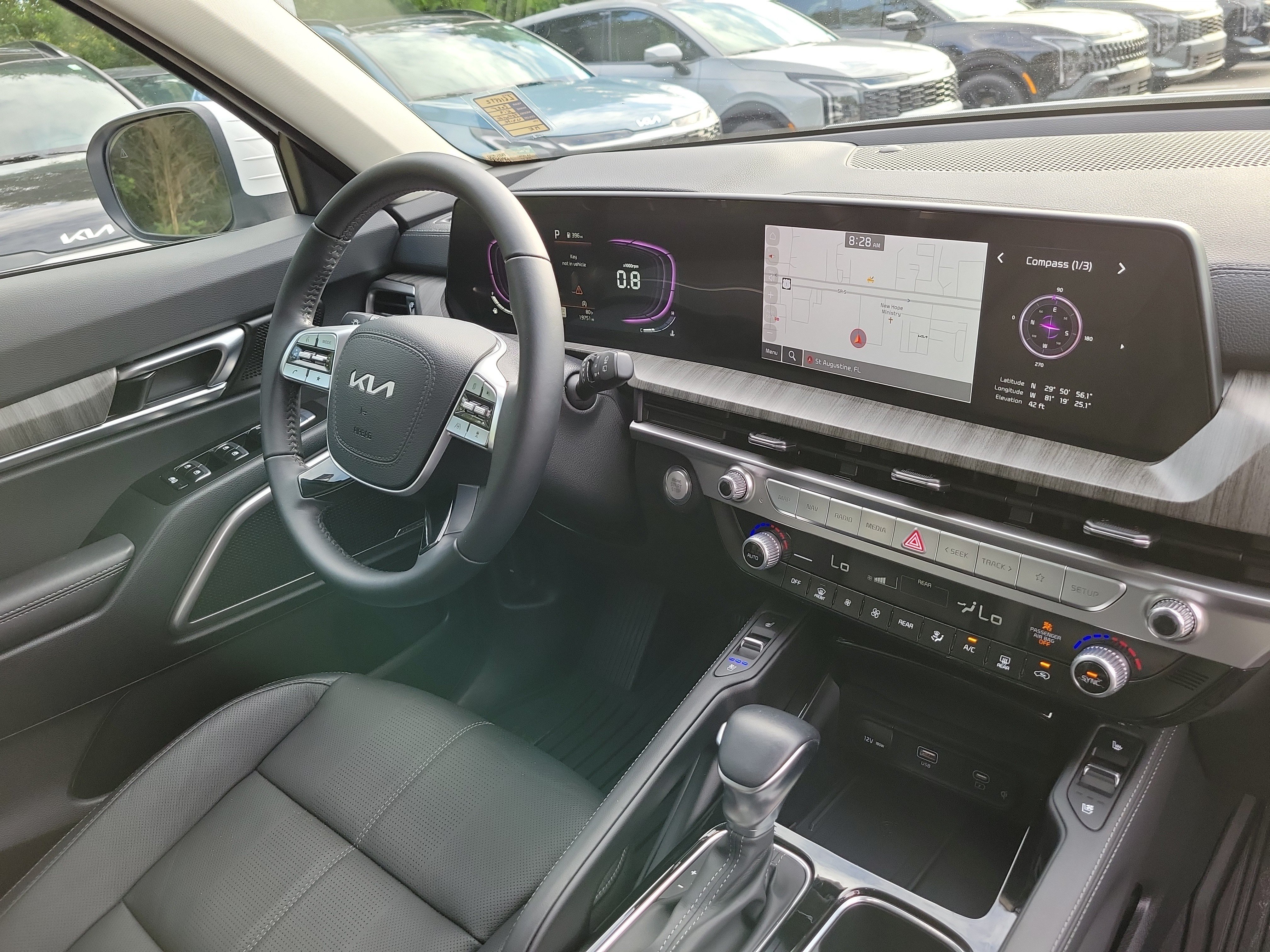 Certified 2025 Kia Telluride EX FWD image 6