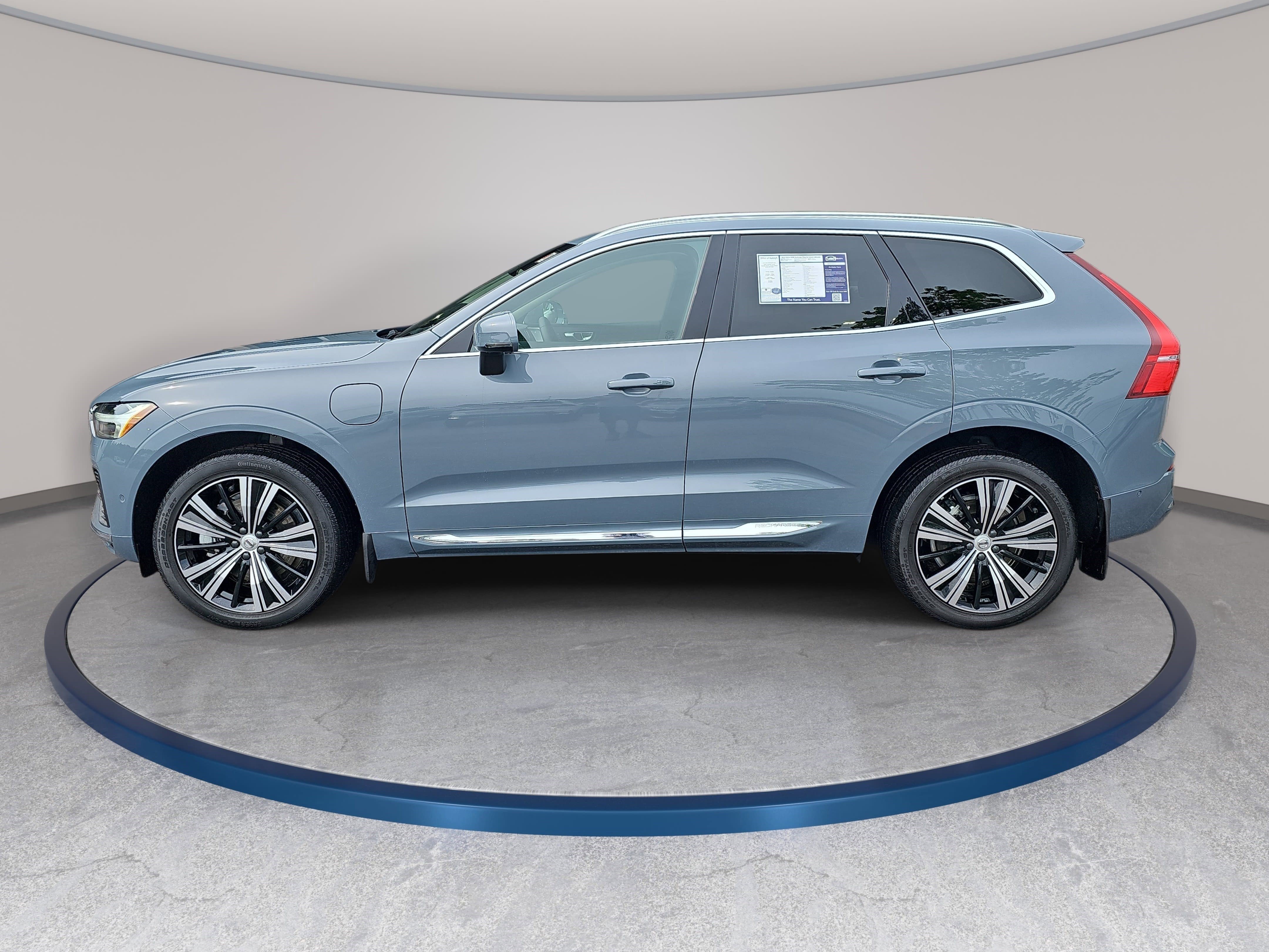 Used 2023 Volvo XC60 T8 Ultimate AWD/4WD image 8