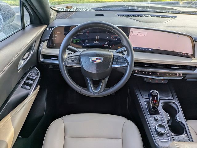 Certified 2024 Cadillac XT4 Luxury image 13