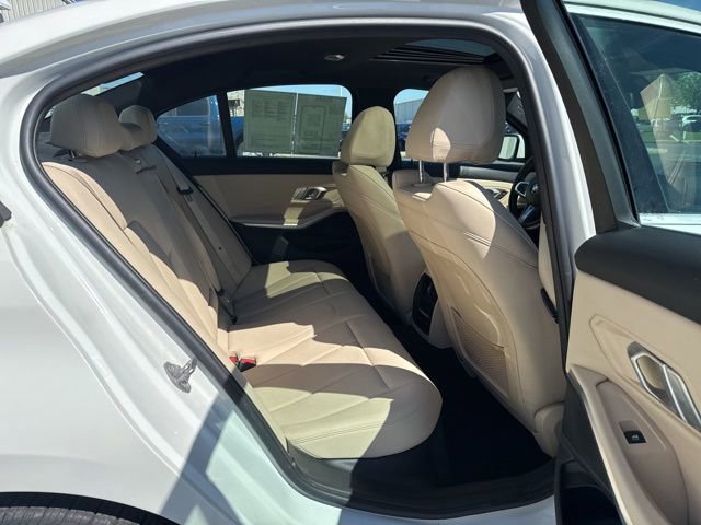 Used 2020 BMW 330i xDrive Sedan w/ Convenience Package AWD/4WD image 41