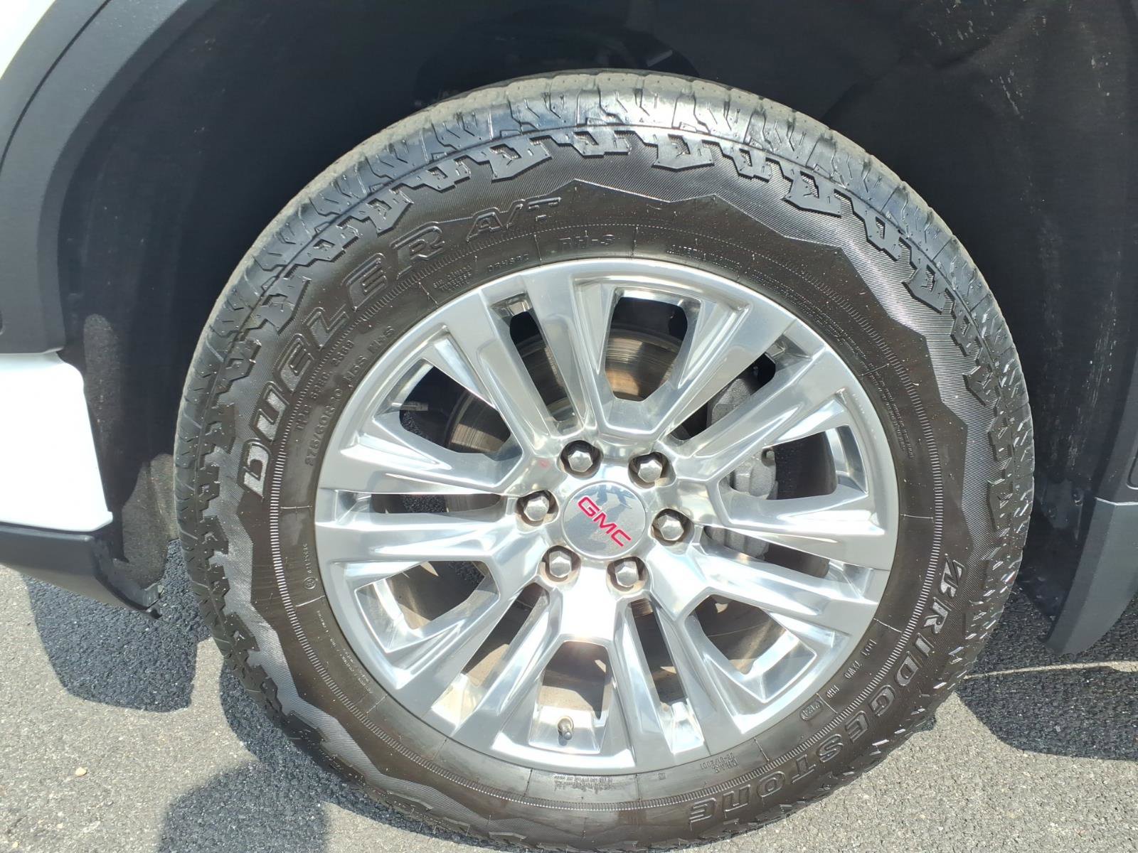 Used 2023 GMC Sierra 1500 Denali AWD/4WD image 10