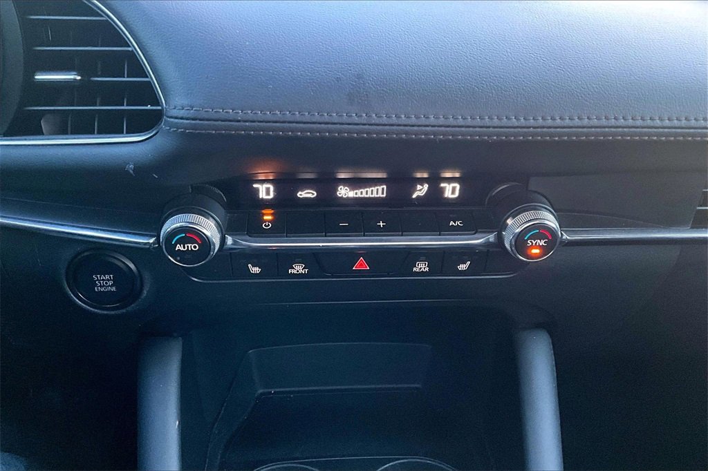 Used 2023 MAZDA MAZDA3 s image 34