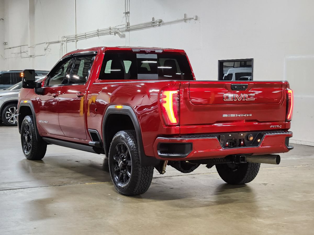 Used 2024 GMC Sierra 2500 AT4 w/ AT4 Premium Plus Package AWD/4WD image 11