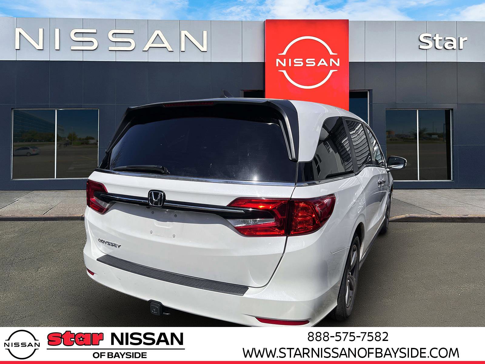 Used 2024 Honda Odyssey EX image 6