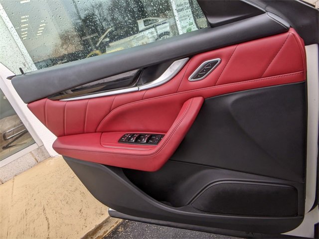 Used 2019 Maserati Levante S image 23