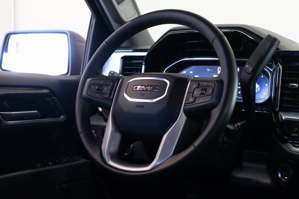 Used 2025 GMC Sierra 1500 Elevation image 25