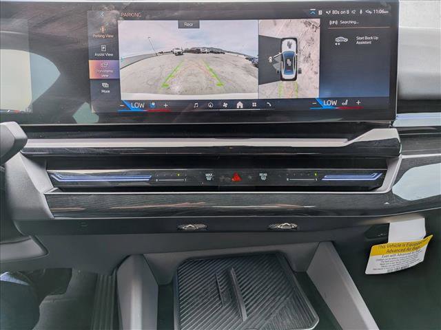 Used 2026 BMW 530i xDrive w/ Premium Package image 15