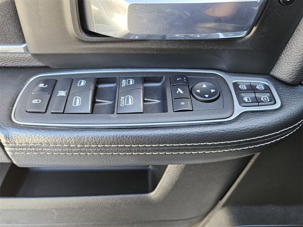 Used 2024 RAM 2500 Laramie image 11