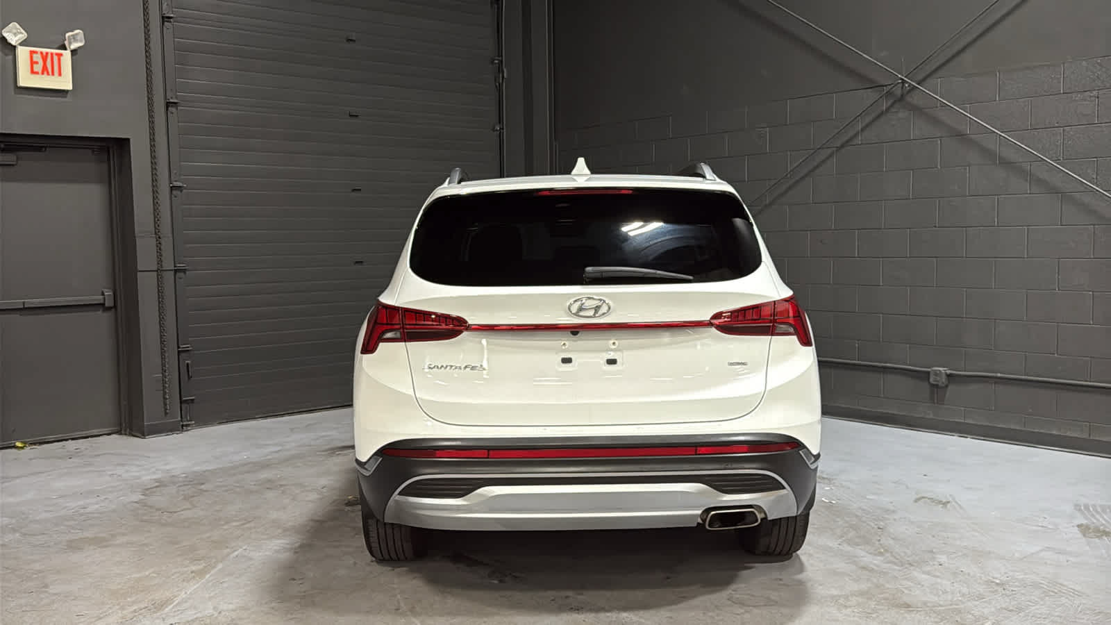 Used 2023 Hyundai Santa Fe SEL w/ Premium Package AWD/4WD image 5
