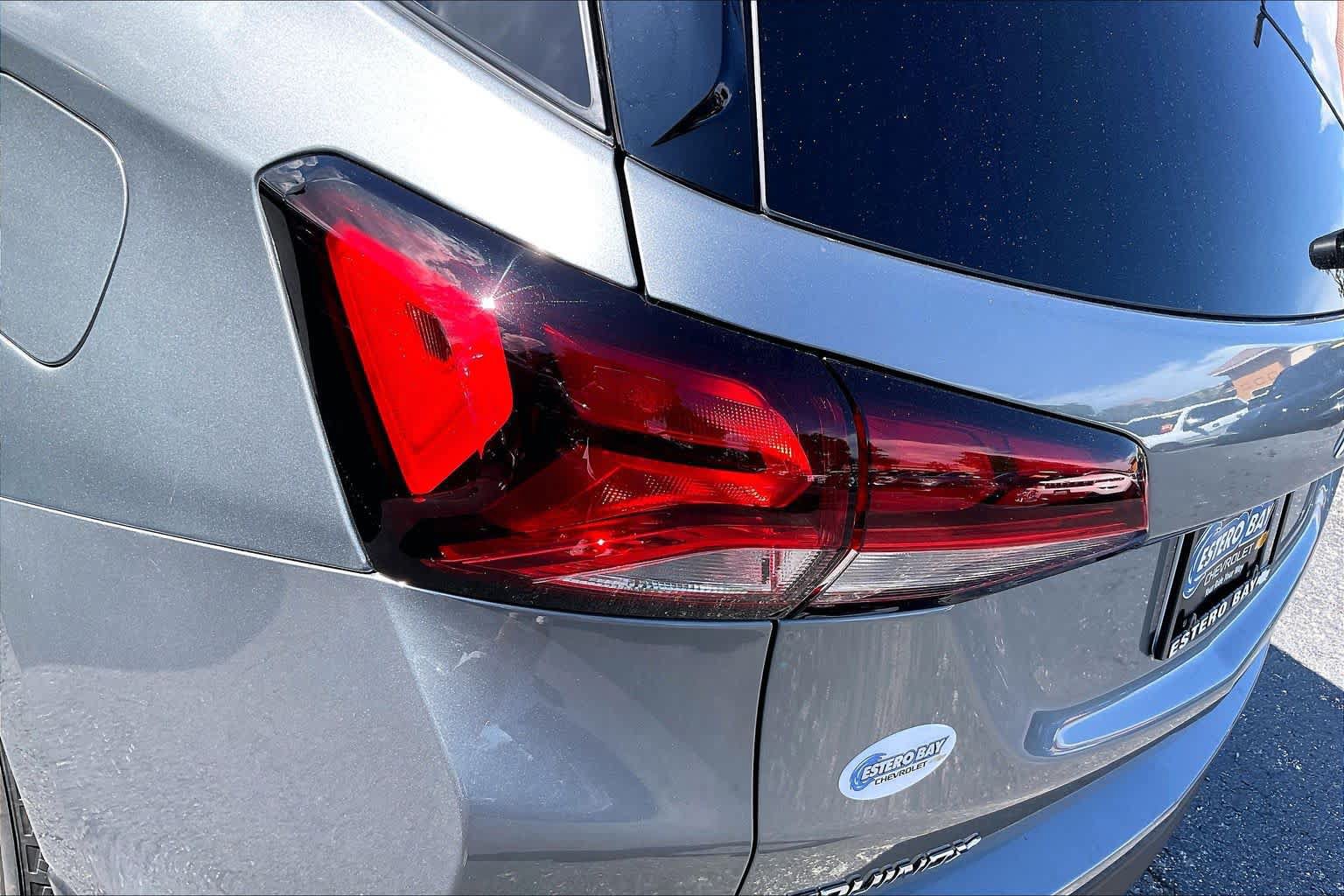 Used 2024 Chevrolet Equinox LT FWD image 28
