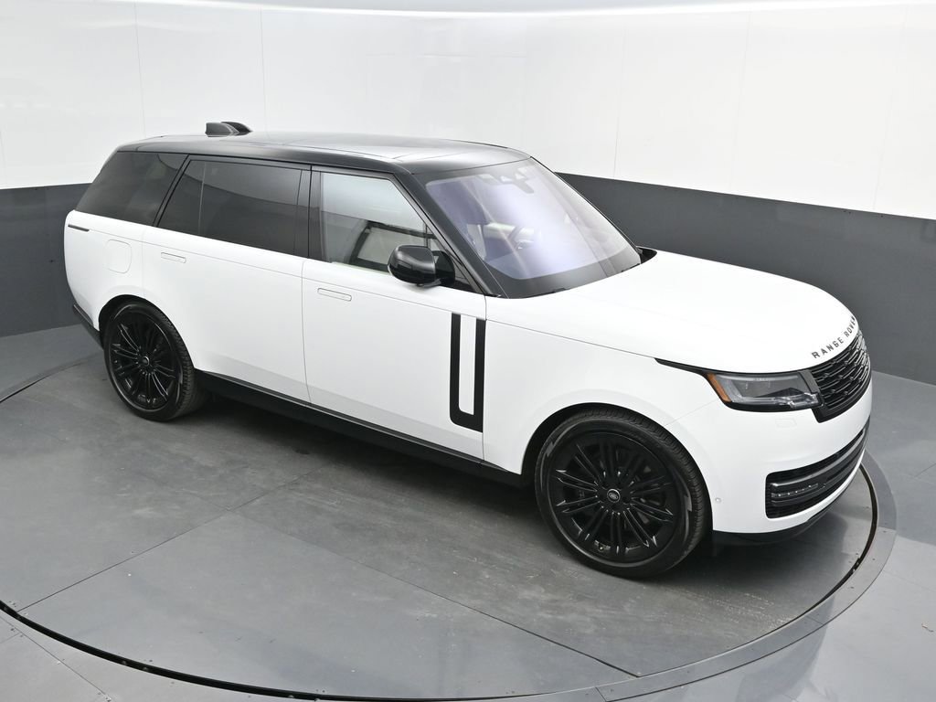 Used 2022 Land Rover Range Rover Long Wheelbase SE image 40