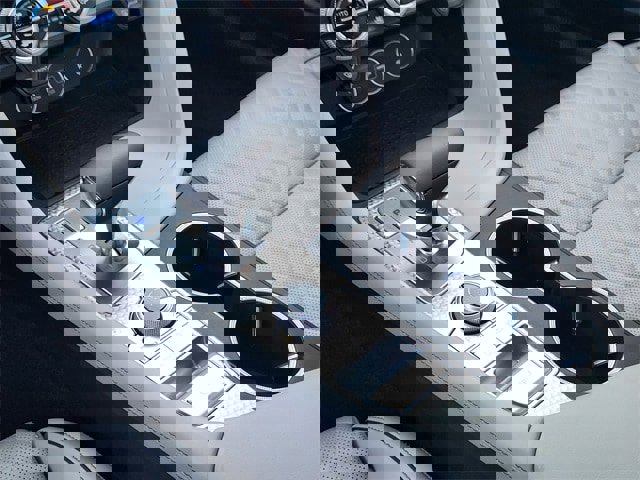 Used 2023 Genesis G70 3.3T w/ Sport Prestige Package image 16