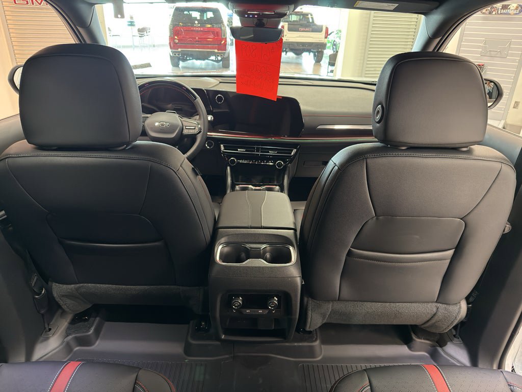 New 2026 Chevrolet Traverse RS w/ LPO, Floor Liner Package AWD/4WD image 12